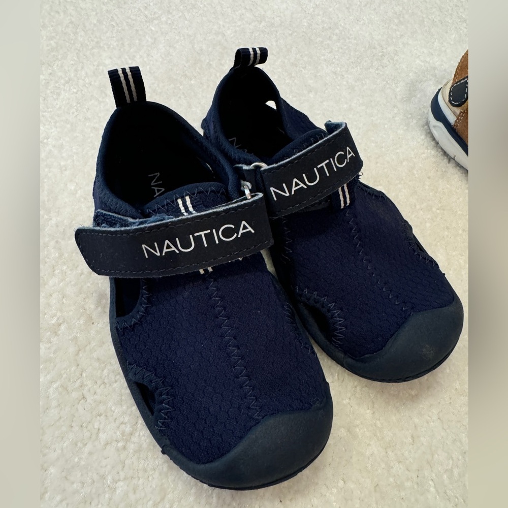 Water shows boys nautica